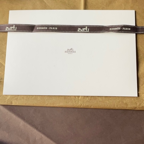 🐴 HERMÈS BOX AND RIBBON BUNDLE 🐴 NWOT 🐴 - Picture 11 of 16